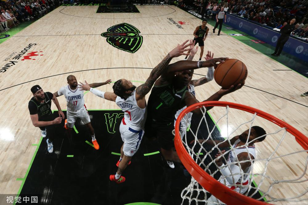 脱颖而出 脱颖而出